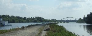 Donau-Damm bei Straubing